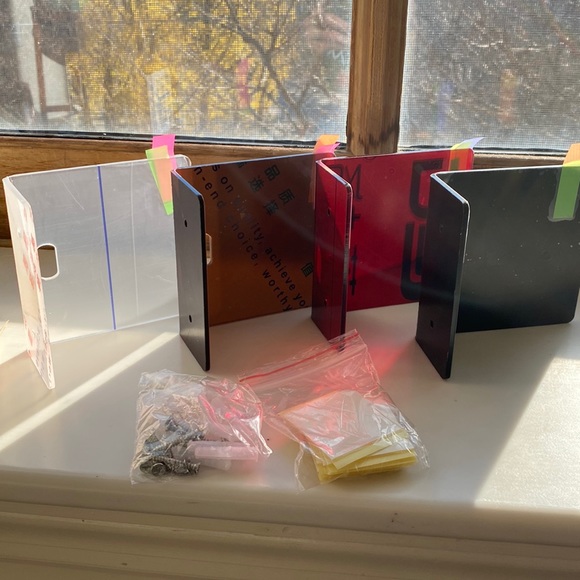 Versatile acrylic shelve multipack - Picture 2 of 5